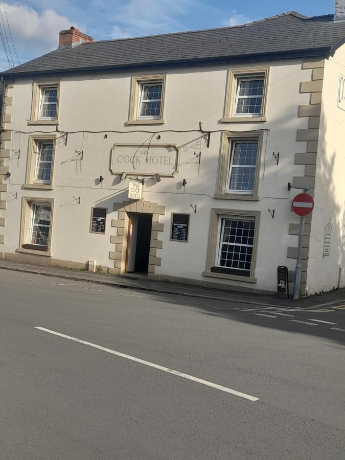The Cock Hotel Bronllys Eksteriør bilde